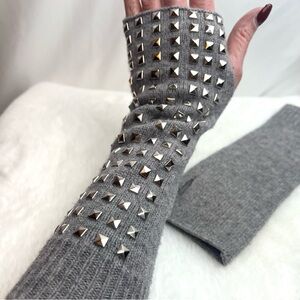 Micheal Kors Studded Gray Arm Warmers 100%wool